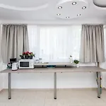 Готель Adriano Pe Plaja Belona 3*