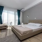Adriano Pe Plaja Belona Готель