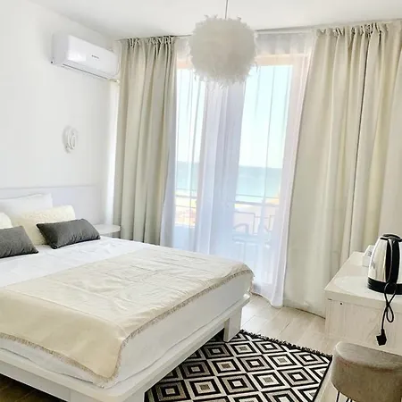 Adriano Pe Plaja Belona 3* Eforie Nord