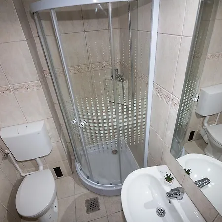 Adriano Pe Plaja Belona Eforie Nord