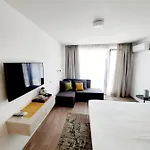 Adriano Pe Plaja Belona 3* Észak-Eforie