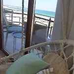 Adriano Pe Plaja Belona