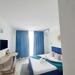 Adriano Pe Plaja Belona 3* Észak-Eforie