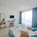 Szálloda Adriano Pe Plaja Belona