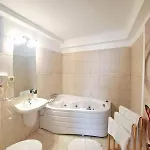 Adriano Pe Plaja Belona Szálloda Észak-Eforie