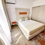 Adriano Pe Plaja Belona Észak-Eforie