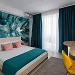 Adriano Pe Plaja Belona Szálloda