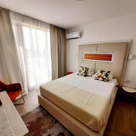 Adriano Pe Plaja Belona 3* Eforie Nord