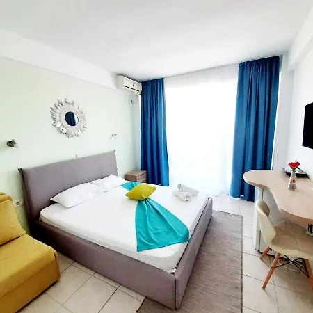 Adriano Pe Plaja Belona Hotel