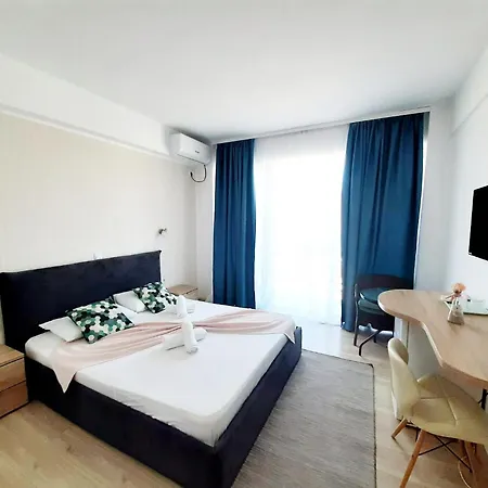 Adriano Pe Plaja Belona 3* Észak-Eforie