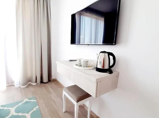 ホテル Adriano Pe Plaja Belona 3*