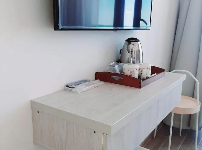 Adriano Pe Plaja Belona ホテル