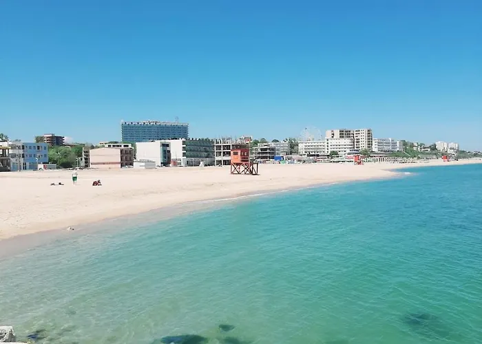 Adriano Pe Plaja Belona Hotel 3*