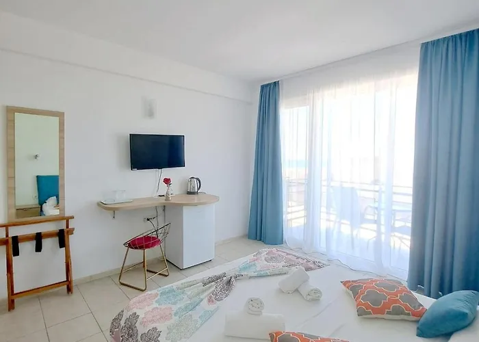 Hotel Adriano Pe Plaja Belona