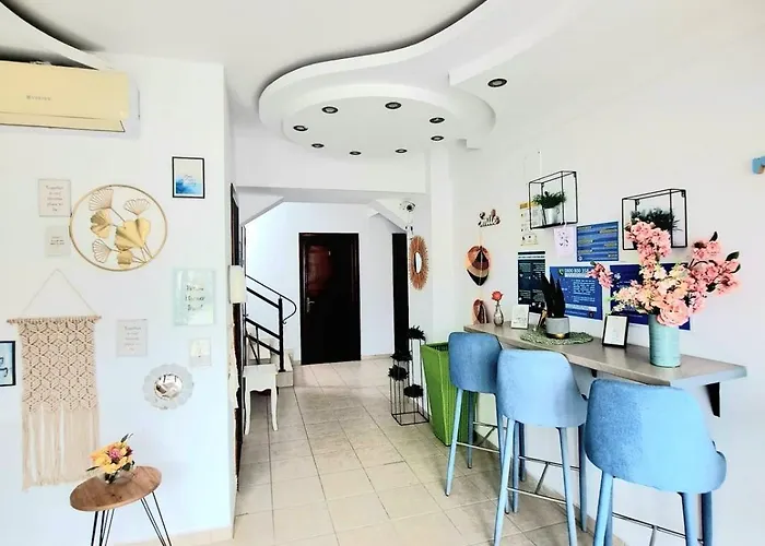 Hotel Adriano Pe Plaja Belona 3*