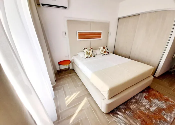 Adriano Pe Plaja Belona Eforie Nord