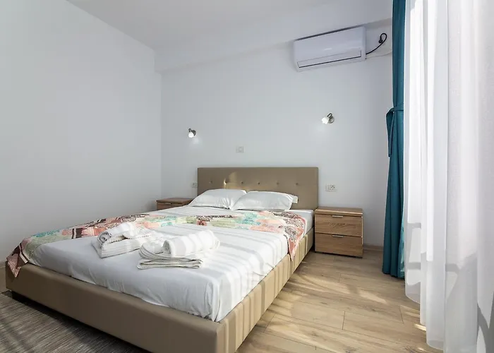 Hotel Adriano Pe Plaja Belona Eforie Nord